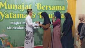santunan dan doa bersama