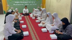 Berdoa di Jumat Berkah